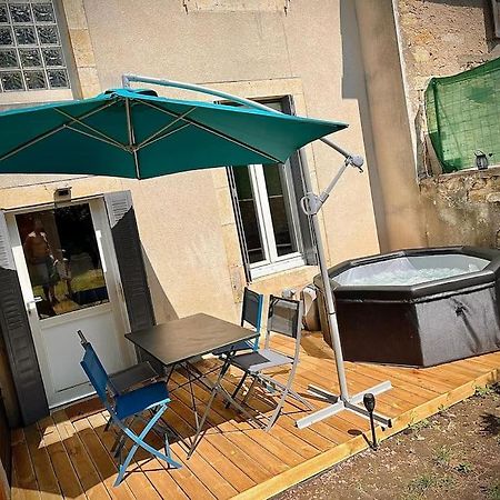 Tres Bel Appartement Avec Jardin Et Jacuzzi Scey-sur-Saone-et-Saint-Albin Eksteriør billede
